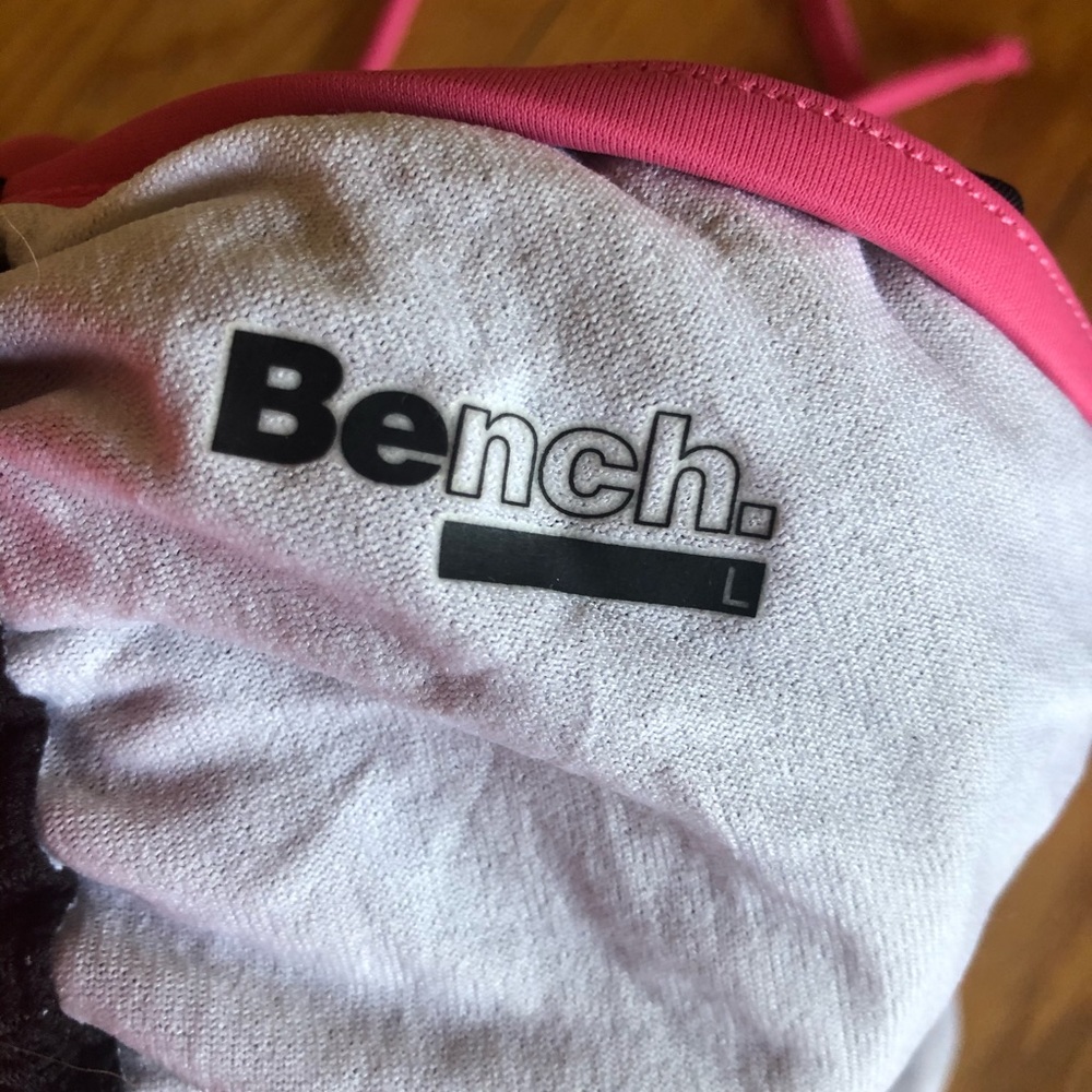 Bench Bikini - Picture 3 of 3